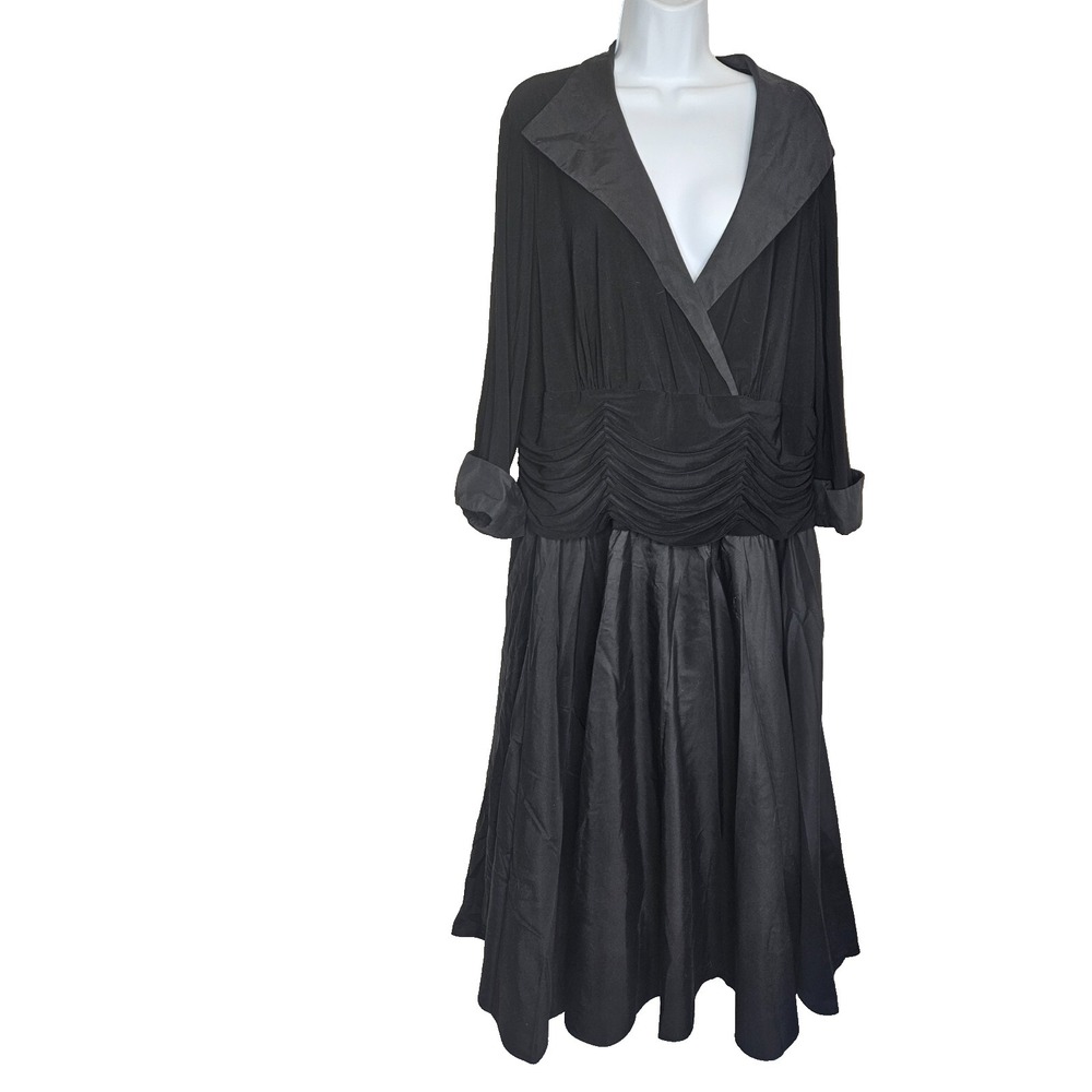 Jessica Howard 22W Black Ruched Formal Dress Long Sleeve Plus Modest Elegant